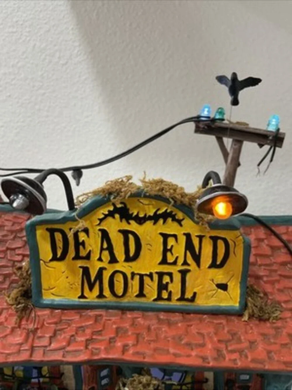Department 56 Halloween Dead End Motel Mint In Box